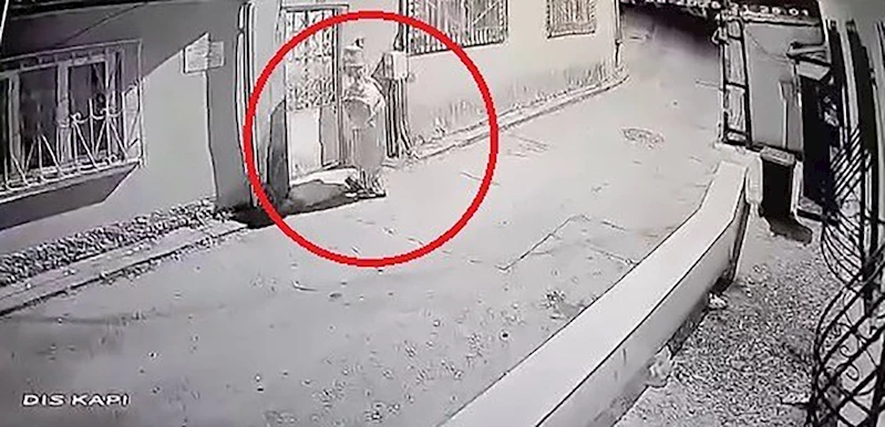 Bursa’da palyaço kıyafetli şahıs gözaltına alındı
