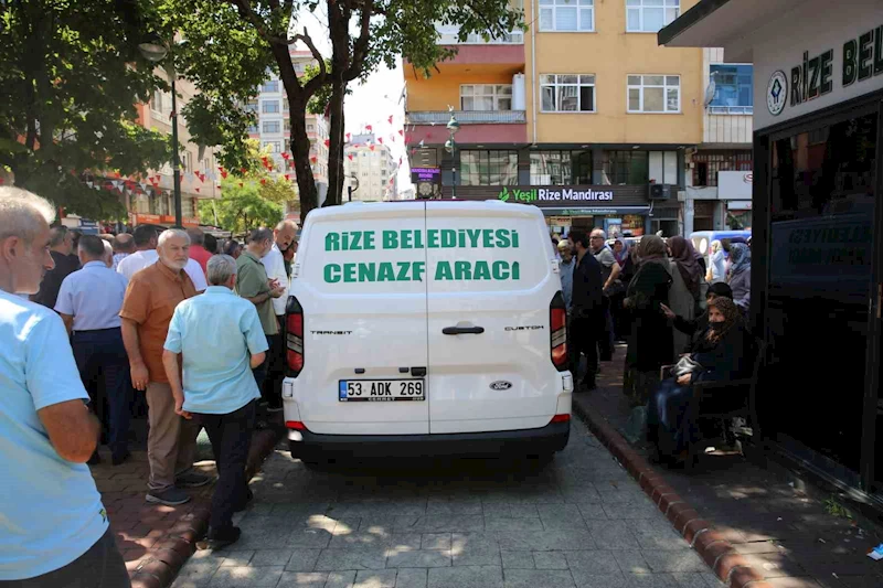 Vefat eden imam hatibin 452 kilometrelik sevgi yolcuğu
