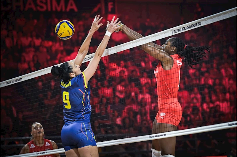 FIVB Kadınlar Dünya Voleybol Şampiyonası: Türkiye: 3 - İspanya: 0
