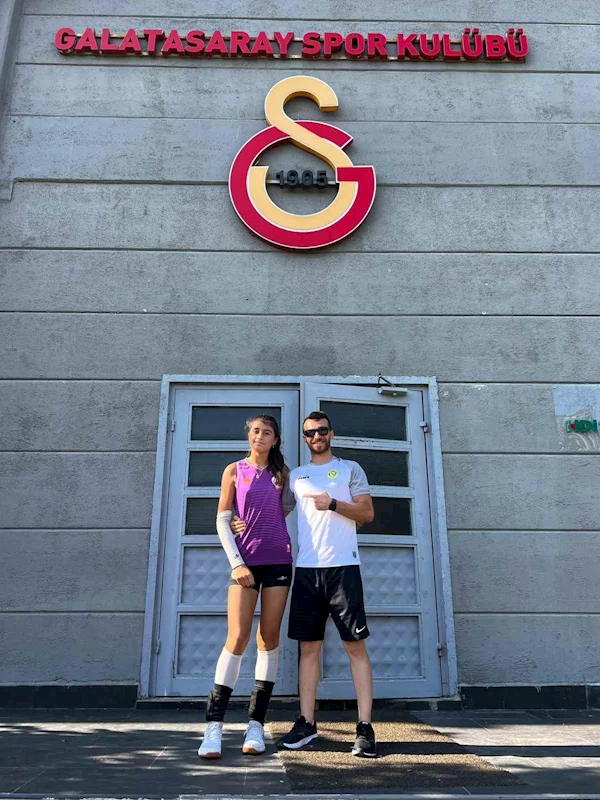 Bilecikli genç voleybolcu Galatasaray’da
