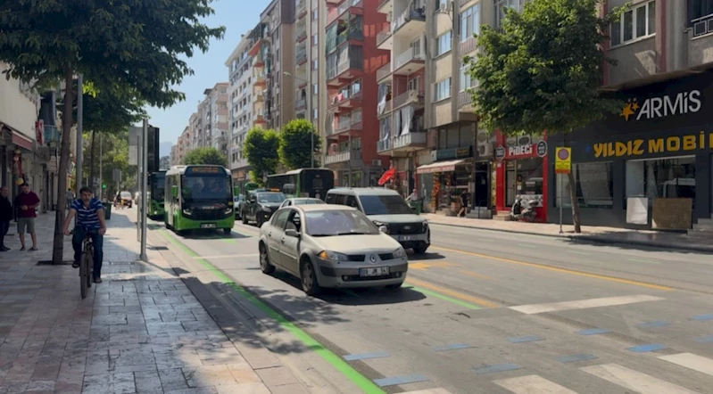 Denizli Büyükşehrin ‘Otobüs Yolu’ projesi tartışmalarla başladı
