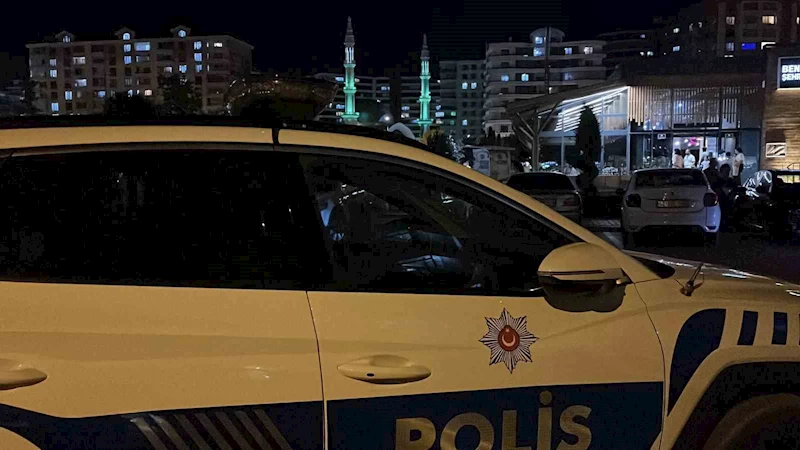 Konya’da kafede bıçaklı kavga: 1 yaralı
