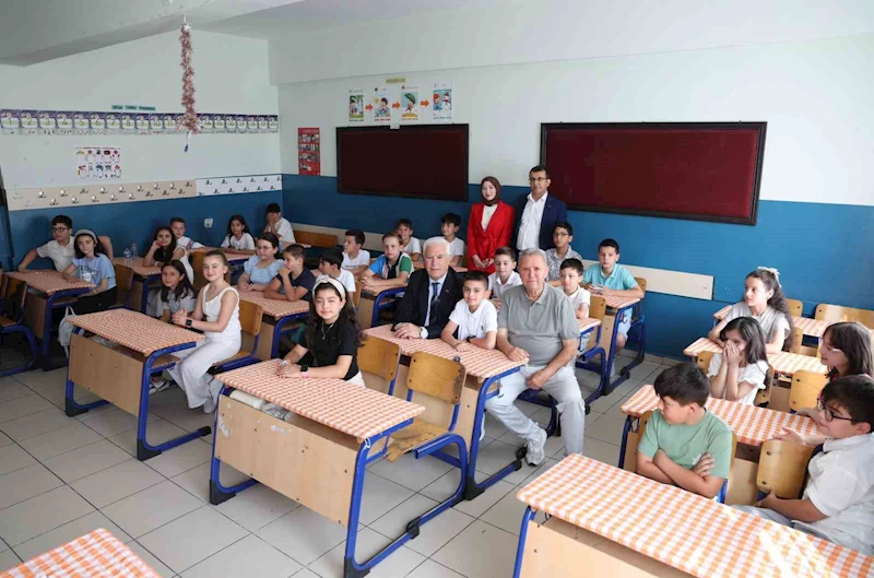 Büyükşehir’den öğrencilere eğitim desteği

