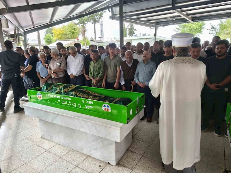 Kazada hayatını kaybeden AK Parti eski ilçe başkanı toprağa verildi
