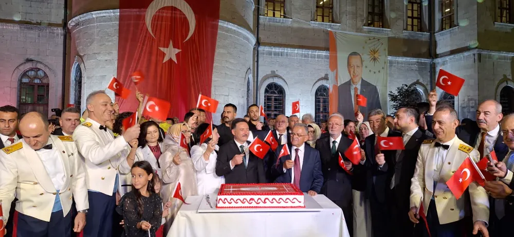 Kayseri’de coşkulu 30 Ağustos resepsiyonu