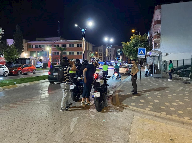 Gönen’de gece denetimleri aralıksız sürüyor
