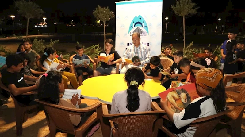 Çocuklar ve gençler gezici kütüphane etkinliğinde buluştu
