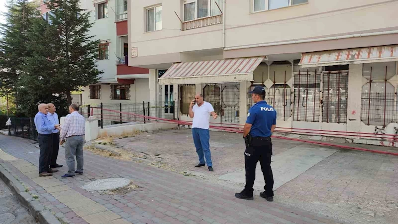 Ankara’da kolonları kırılan bina tahliye edildi
