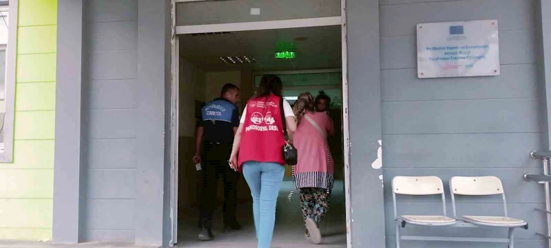 Hatay’da evlatlarıyla duygu sömürüsü yapan dilenci kadınlar yakalandı
