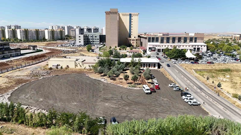 Gazi Yaşargil Eğitim ve Araştırma Hastanesi’ne yeni otopark
