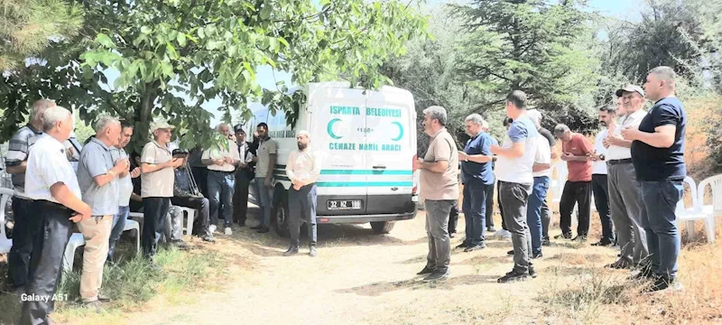 Vefat eden Kıbrıs gazisi son yolculuğuna uğurlandı
