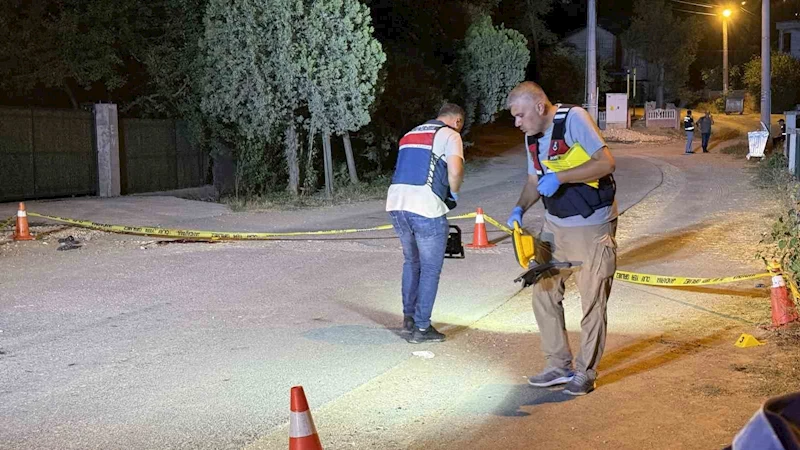Kanlı gecede şoke eden detay: Firari olarak aranan şüpheli araç gasp ederek kaçmış
