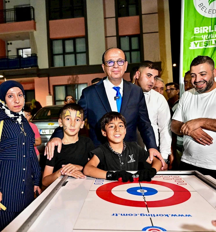 İkizce TOKİ 1. Etap Konutları’nda ‘Yeşilyurt Yaz Akşamları’ coşkusu yaşandı
