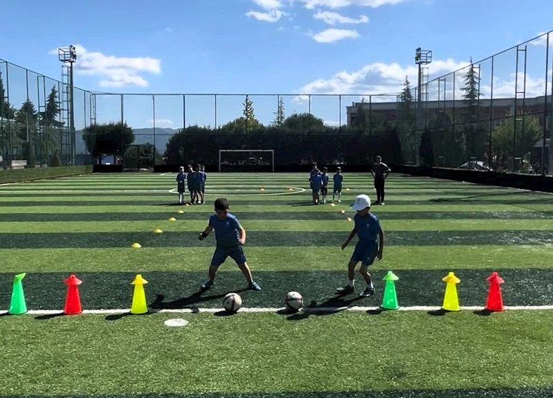SUBÜ Yaz Spor Okulları devam ediyor
