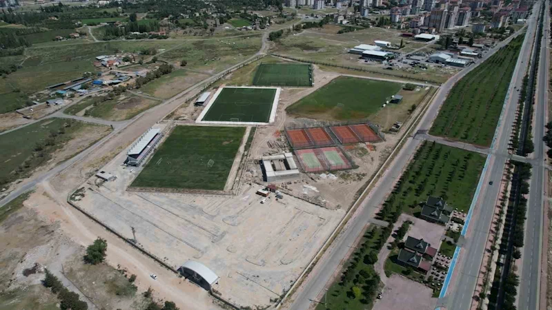 Niğde Belediyesi’nden şehir genelinde altyapı, üstyapı ve sosyal donatı hamlesi
