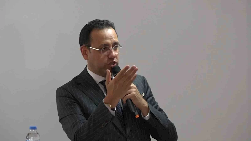 Bakan Yardımcısı Gizligider: 