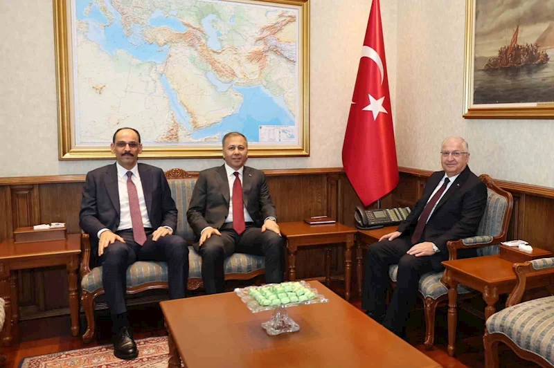 Bakan Güler, Bakan Yerlikaya ve MİT Başkanı Kalın bir araya geldi
