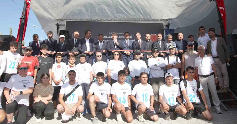 Gençlik ve Spor Bakanı Osman Aşkın Bak Bitlis’te
