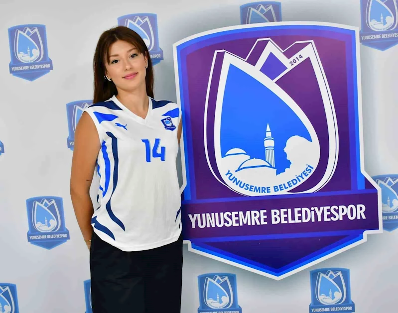 Yunusemre genç orta oyuncu Esennur Atay’ı transfer etti
