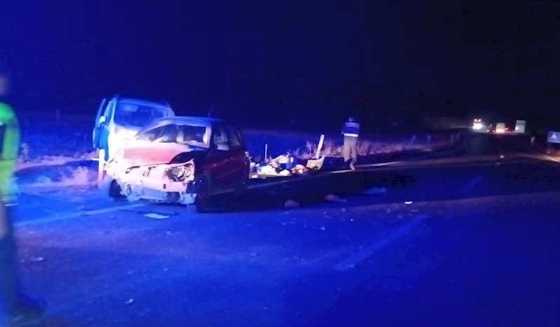 Adıyaman’da iki otomobil çarpıştı: 2 yaralı
