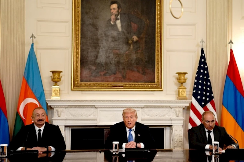Aliyev, Trump ve Paşinyan arasında üçlü mutabakat zaptı imzalandı
