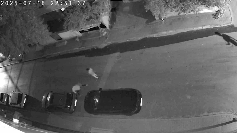 Kavga eden genç sinirini arabadan çıkardı
