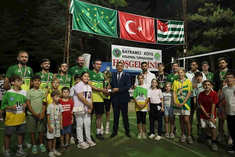 Bayracmı Köyü Voleybol Turnuvası sona erdi

