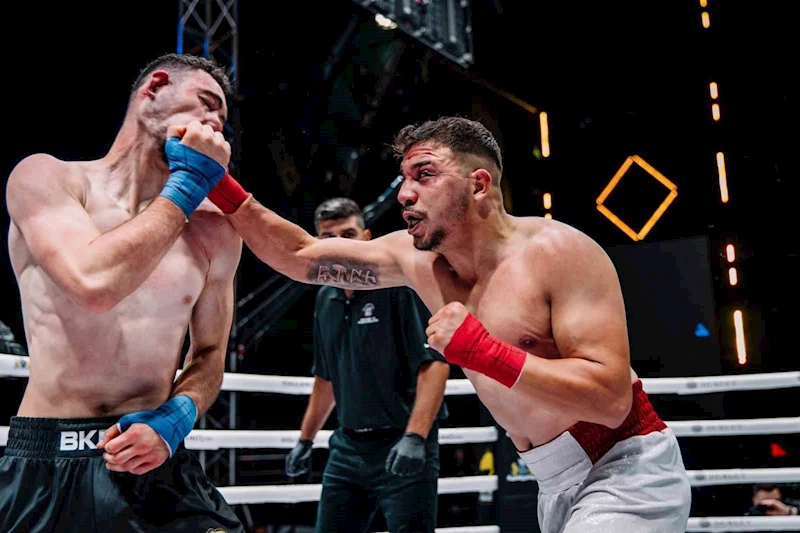 İzmirli şampiyona, ilk tebrik Conor McGregor’dan
