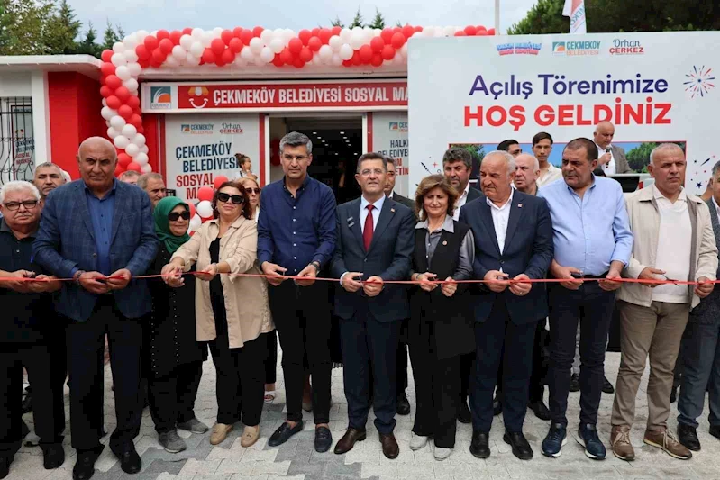 Çekmeköy’de 2’nci sosyal market açıldı
