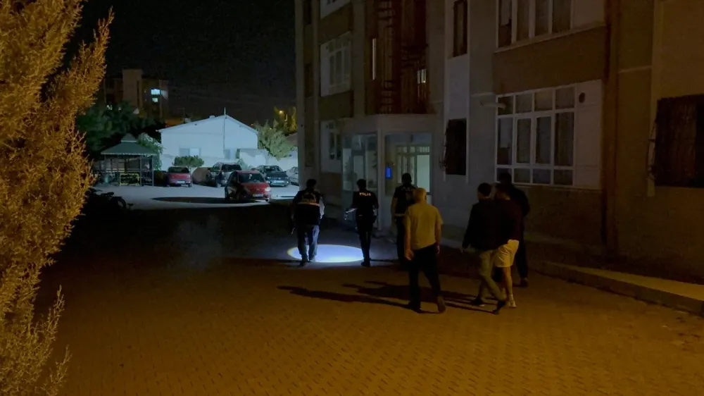 Tartıştıkları şahsın babasını bıçakladılar: 1’i ağır 2 yaralı
