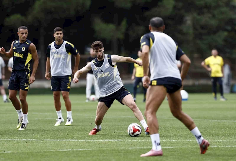 Fenerbahçe, Trabzonspor maçı hazırlıklarına devam etti
