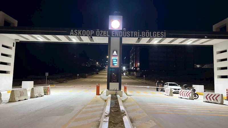 Arnavutköy’de korkutan yangın
