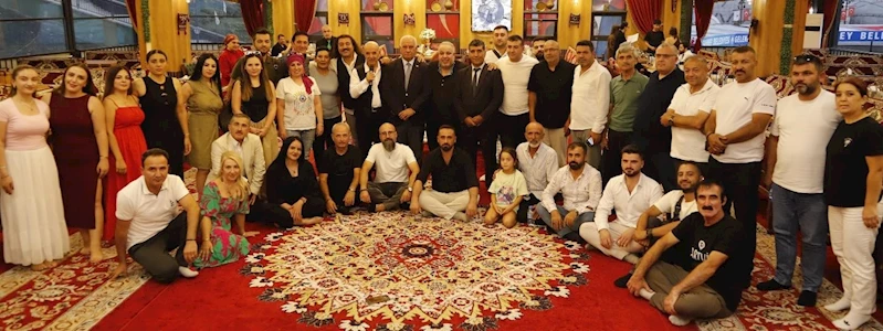 Müzisyen ve sanatçılardan kardeşlik mesajı
