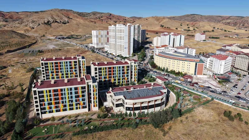 Üniversite öğrencileri ile ilçe nüfusu ikiye katlandı: Yurtlarda doluluk oranı yüzde 90’ı aştı
