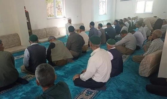 Müftü Okuş Taşbaşı köyü sakinleriyle buluştu
