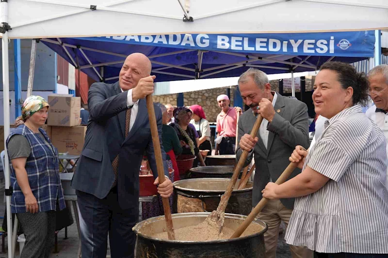 Babadağ’da 26.’sı düzenlenen geleneksel etkinlikte 10 ton keşkek ikram edildi

