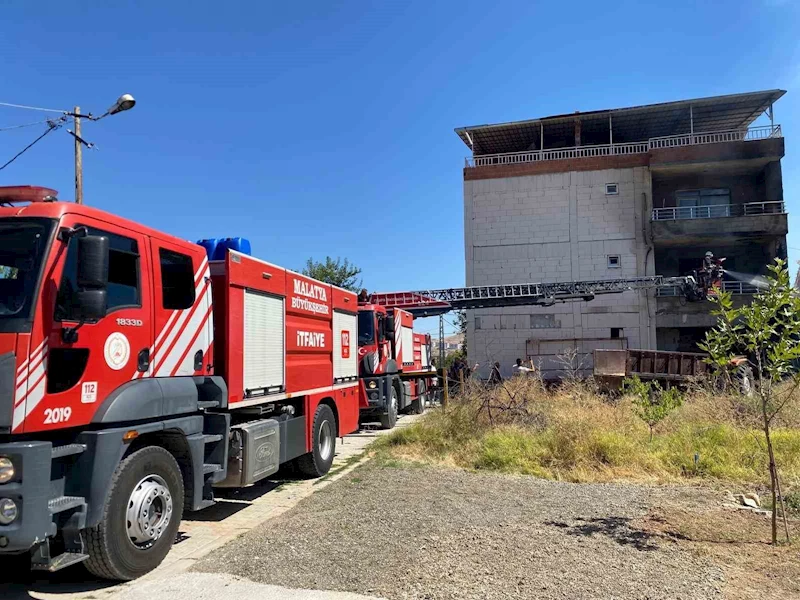 Malatya’da ev yangını korkuttu
