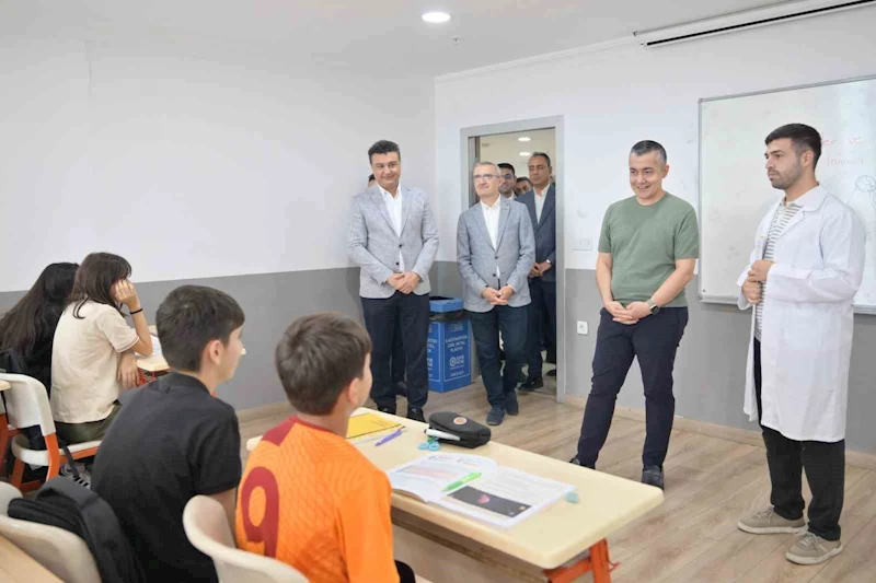 Esenyurt Belediyesi’nden eğitimde rekor
