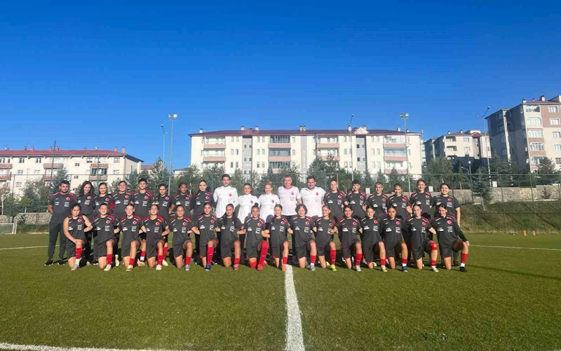 U19 Kadın Milli Takımının Erzurum kampı başladı
