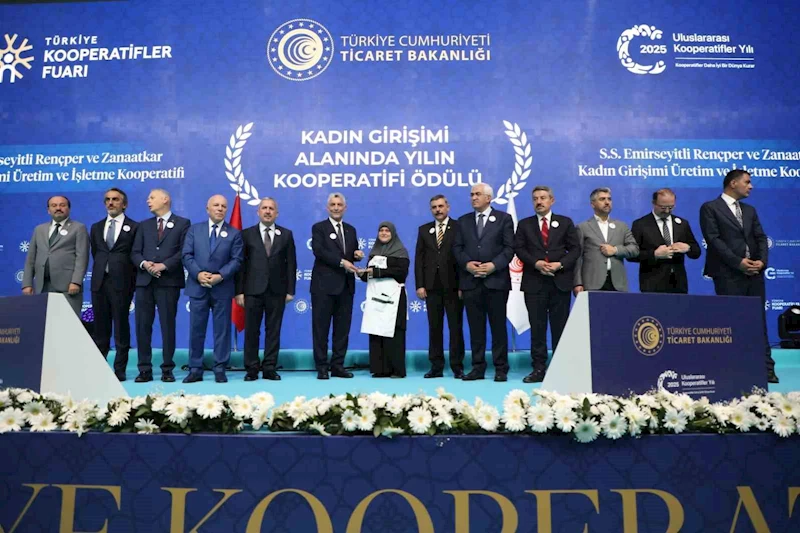 OKA destekli ERZAK Kadın Kooperatifi’ne "Yılın Kadın Kooperatifi" ödülü