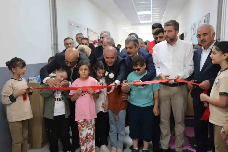 Elazığ’da ’Özel Sınıf’ düzenlenen törenle açıldı