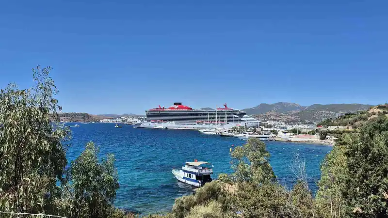 2 bin 521 yolcuyla Bodrum’a geldi