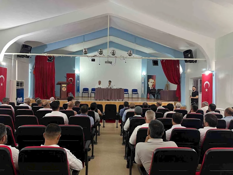 Kaymakam Atış, vatandaşlarla bir araya geldi

