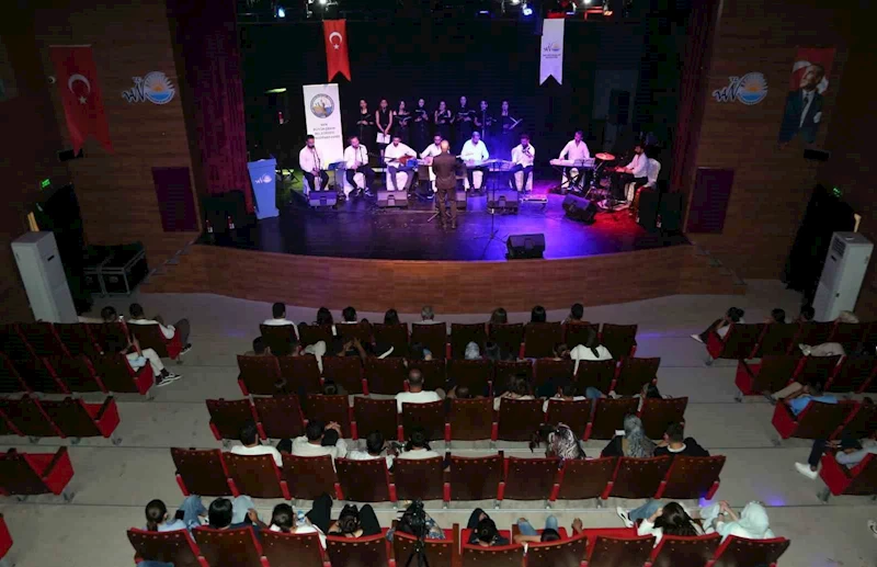 Van Büyükşehir Belediyesi Konservatuvarından Türk Halk Müziği ziyafeti
