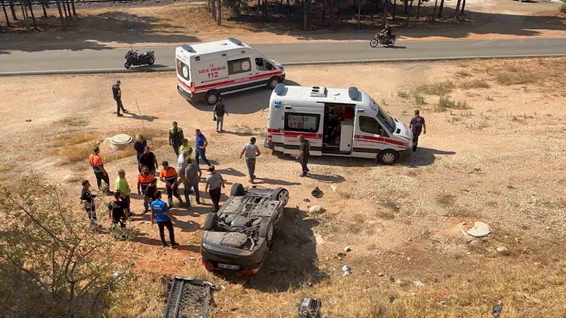Gaziantep’te 5 metreden şarampole uçan otomobilin sürücüsü yaralandı
