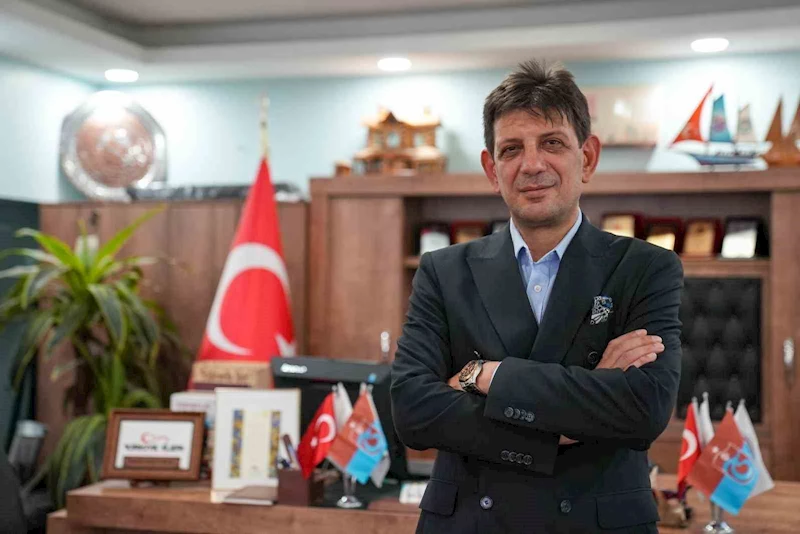 İsmail Turgut Öksüz: 