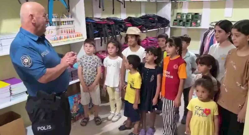 Polis memurunun ’Askıda Kırtasiye’ projesi binlerce çocuğa umut oldu
