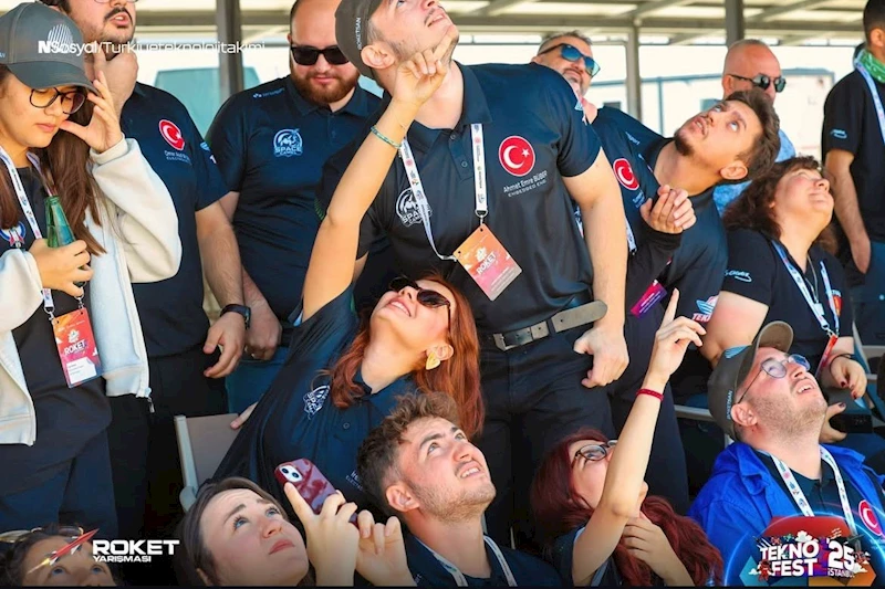 BARÜ öğrencileri roketleri 