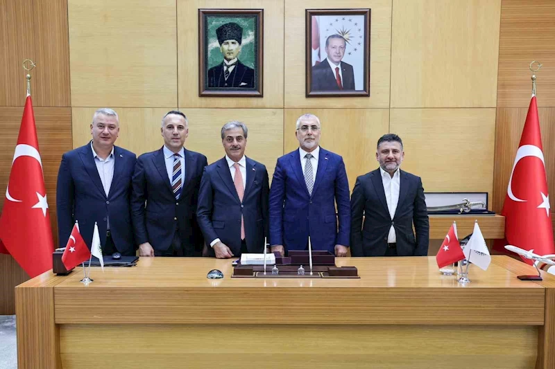 Çalışma ve Sosyal Güvenlik Bakanı Işıkhan Sakarya’da
