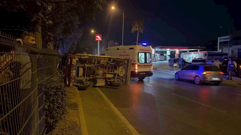 Gazipaşa’da devrilen kamyonetin sürücüsü ve eşi yaralandı
